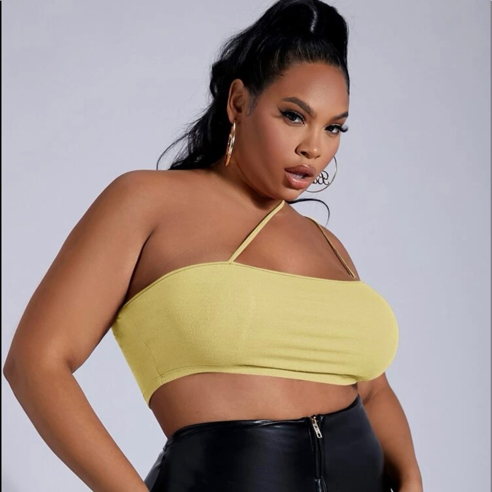 Plus Size Yellow Asymmetrical Crop Top – One-Shoulder Stretch Tank | Size 18 - Picture 7 of 8